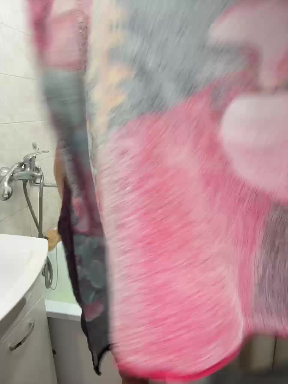 -Eva-22- Cam Model Chat October 1, 2025