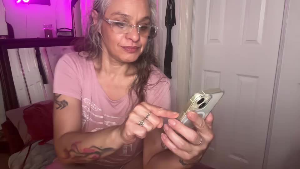 degeneratesaint Cam Model Chat October 1, 2025