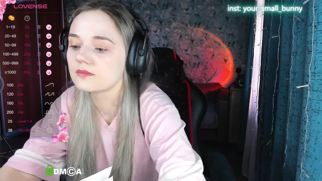 your-small-bunny Cam Model Chat October 1, 2025