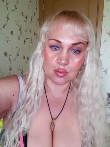 IsabellaBoni Cam Model Chat October 1, 2025