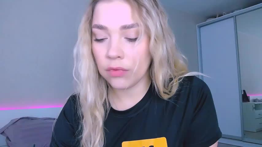 DIANAxxxDIAMOND Cam Model Chat October 1, 2025