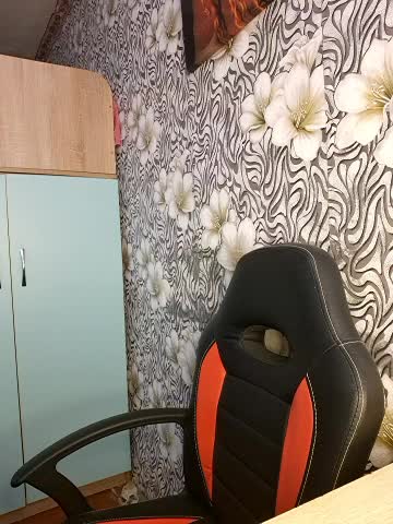 Miss_tits2025 Cam Model Chat October 1, 2025