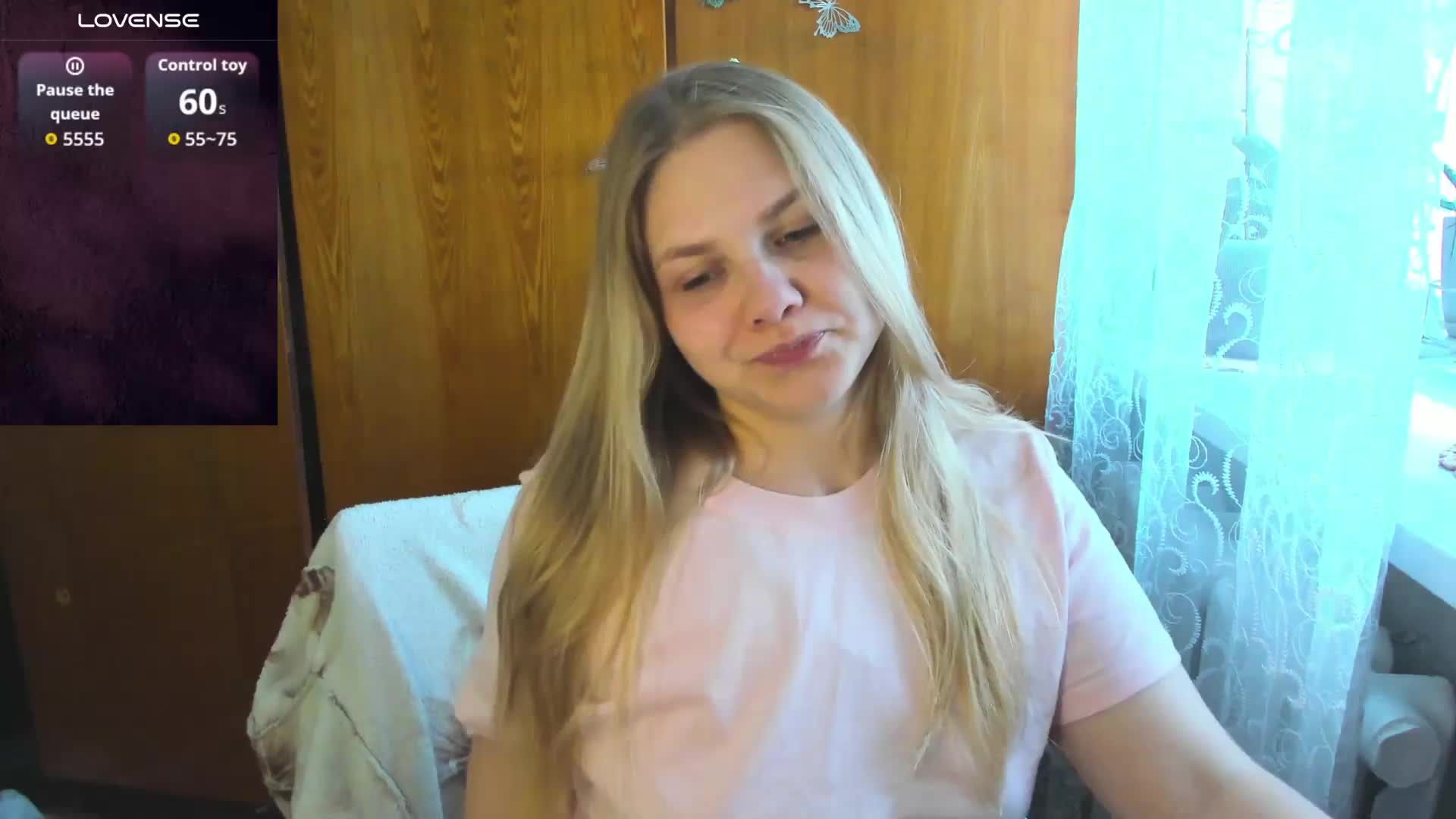 Emma-Frizea Cam Model Chat October 1, 2025