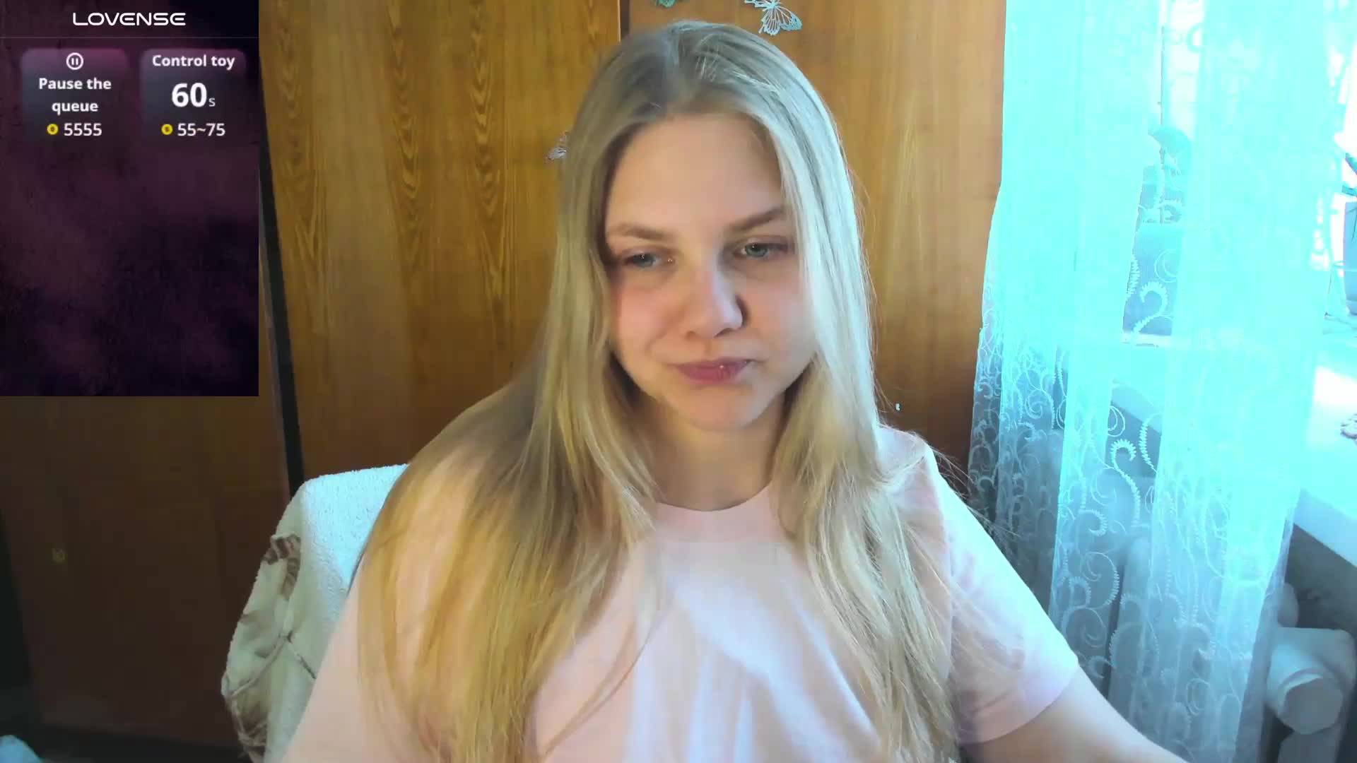 Emma-Frizea Cam Model Chat October 1, 2025