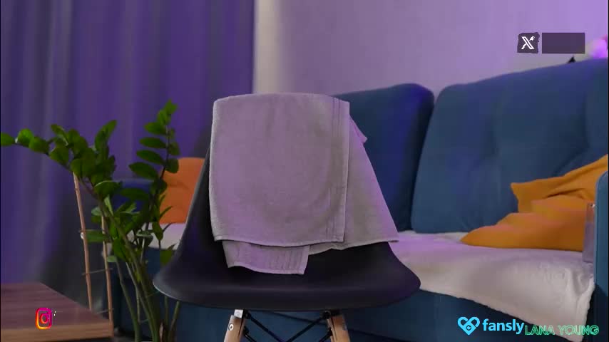 lana_fit Cam Model Chat October 1, 2025