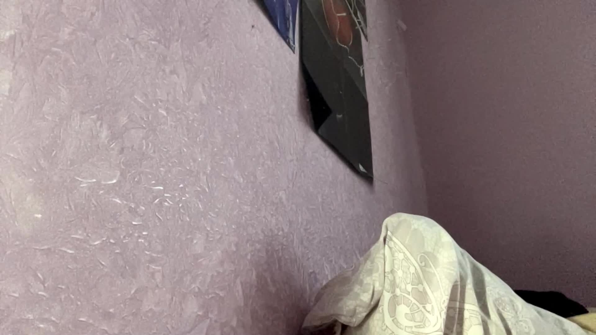 CANDY-LIPS-GIRL Cam Model Chat October 1, 2025