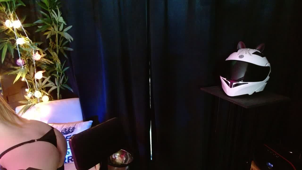 -AfricaYa- Cam Model Chat October 1, 2025