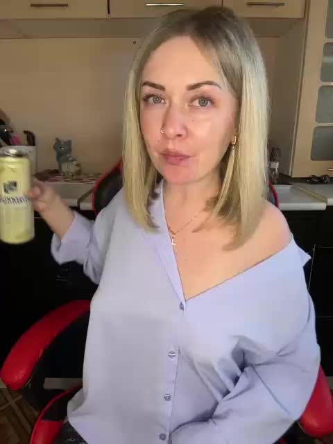 AloveA69 Cam Model Chat October 1, 2025