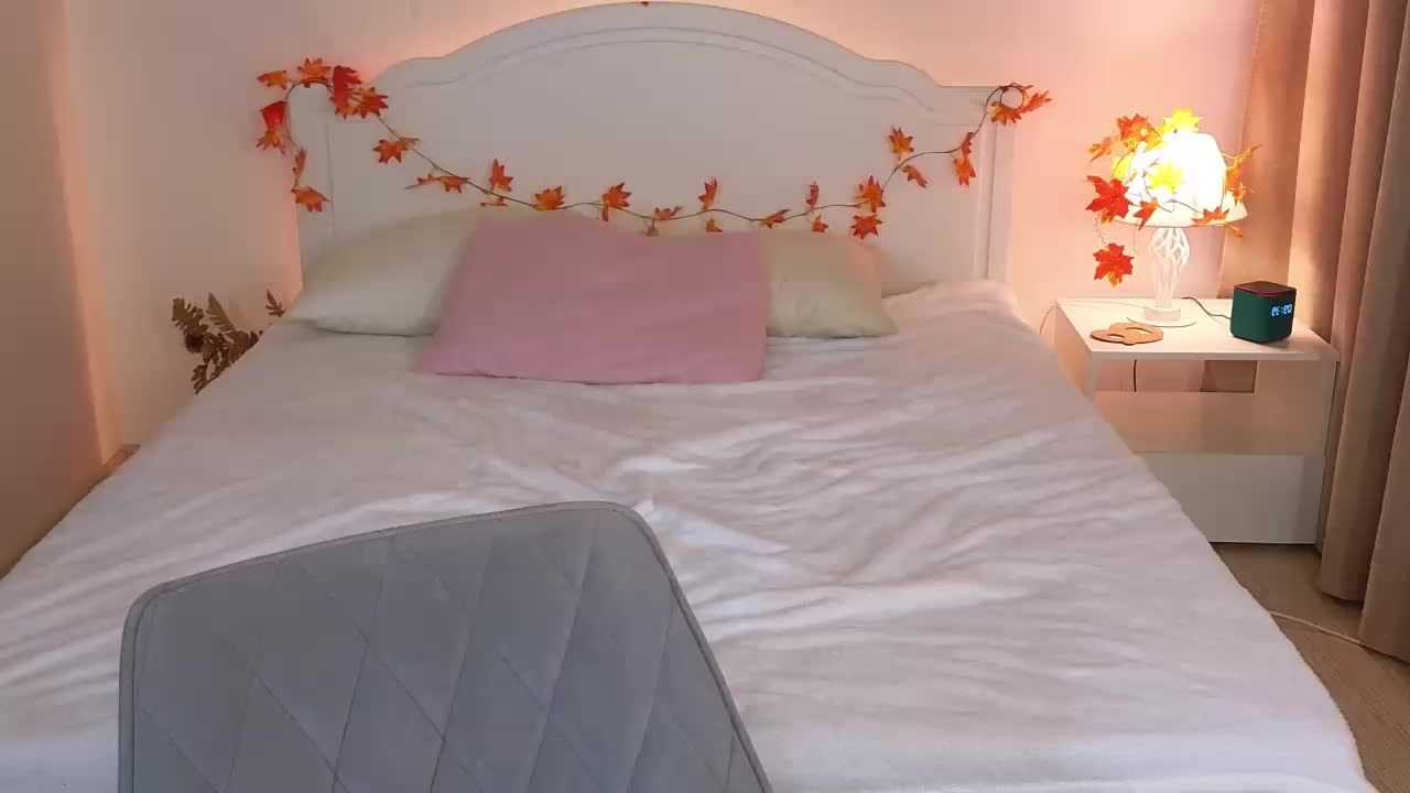 DarkLola Cam Model Chat October 1, 2025