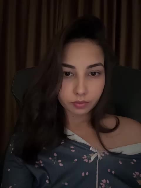 -Icce- Cam Model Chat October 1, 2025