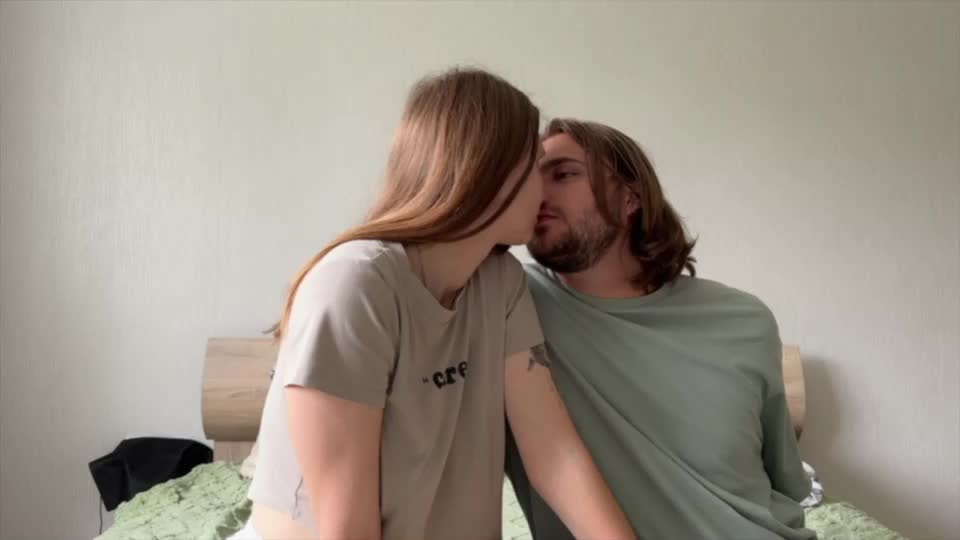 eva_calvin Cam Model Chat October 1, 2025