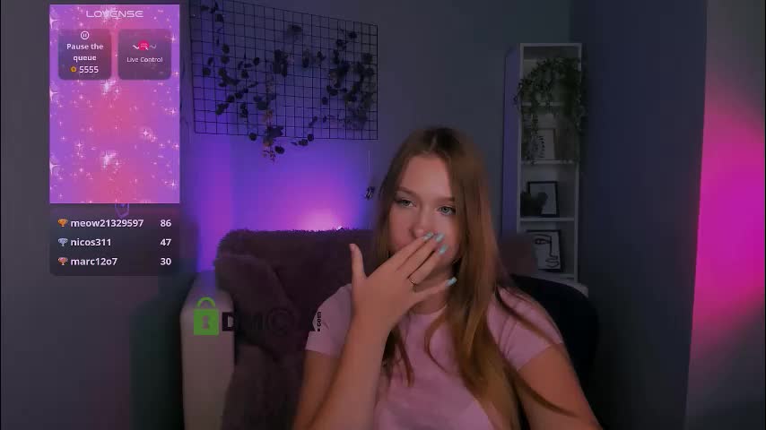 playful_sophie Cam Model Chat October 1, 2025