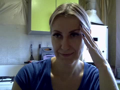 AshleyXHoney Cam Model Chat October 1, 2025