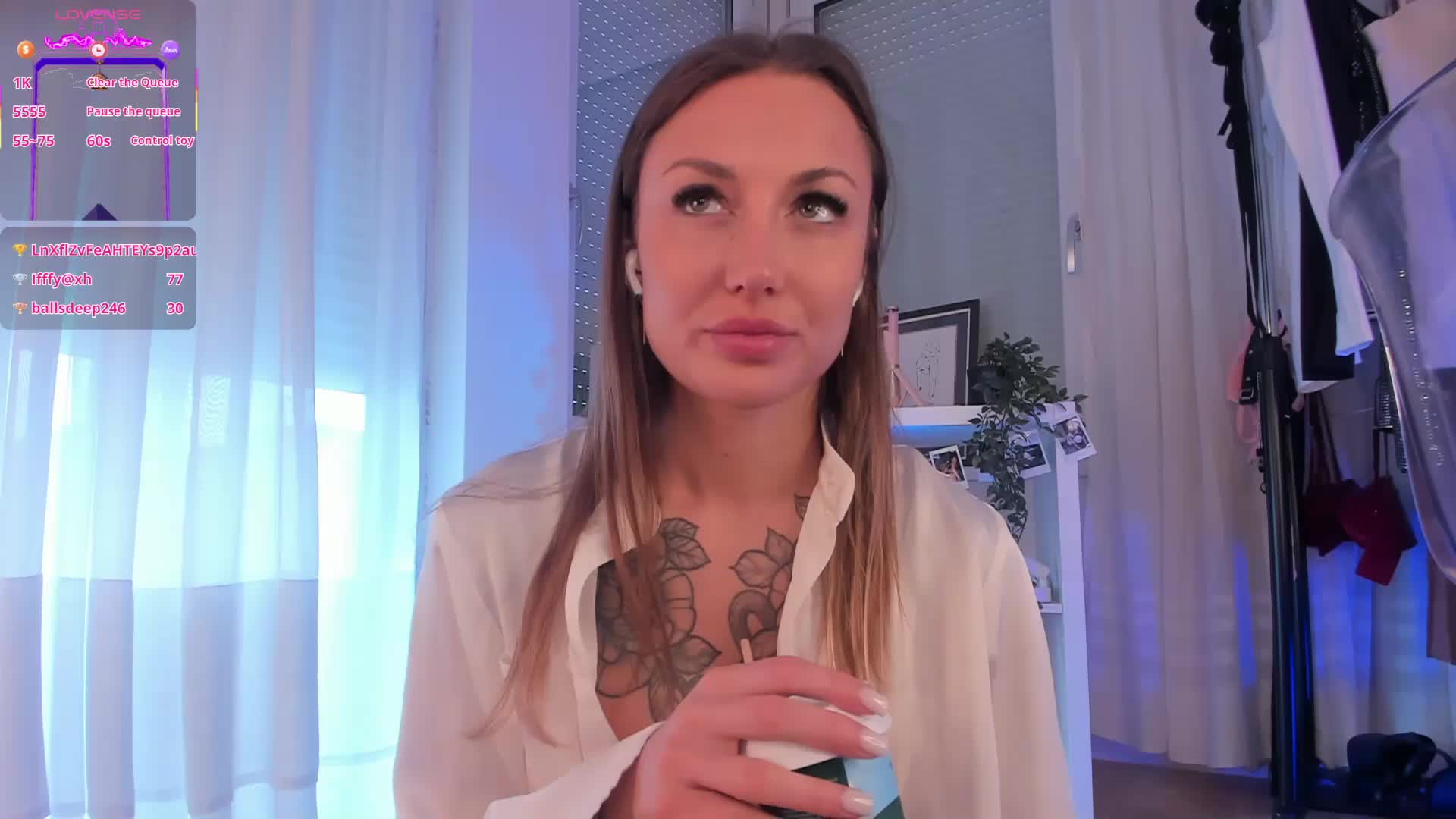 seilyfox Cam Model Chat October 1, 2025