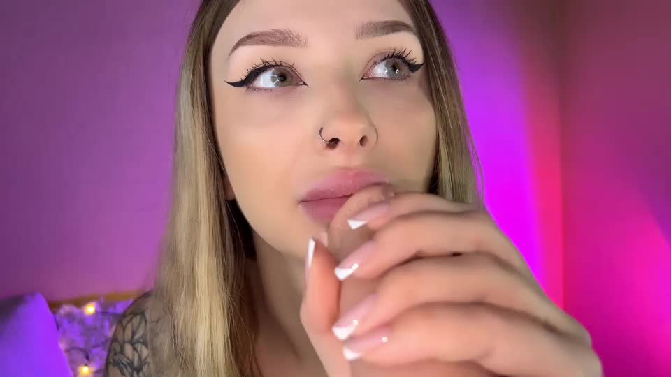 eleanor_rr_ Cam Model Chat October 1, 2025