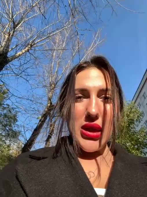 AleksandraRich Cam Model Chat October 1, 2025