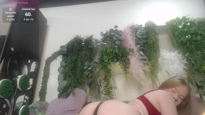 scyrim2 Cam Model Chat October 1, 2025