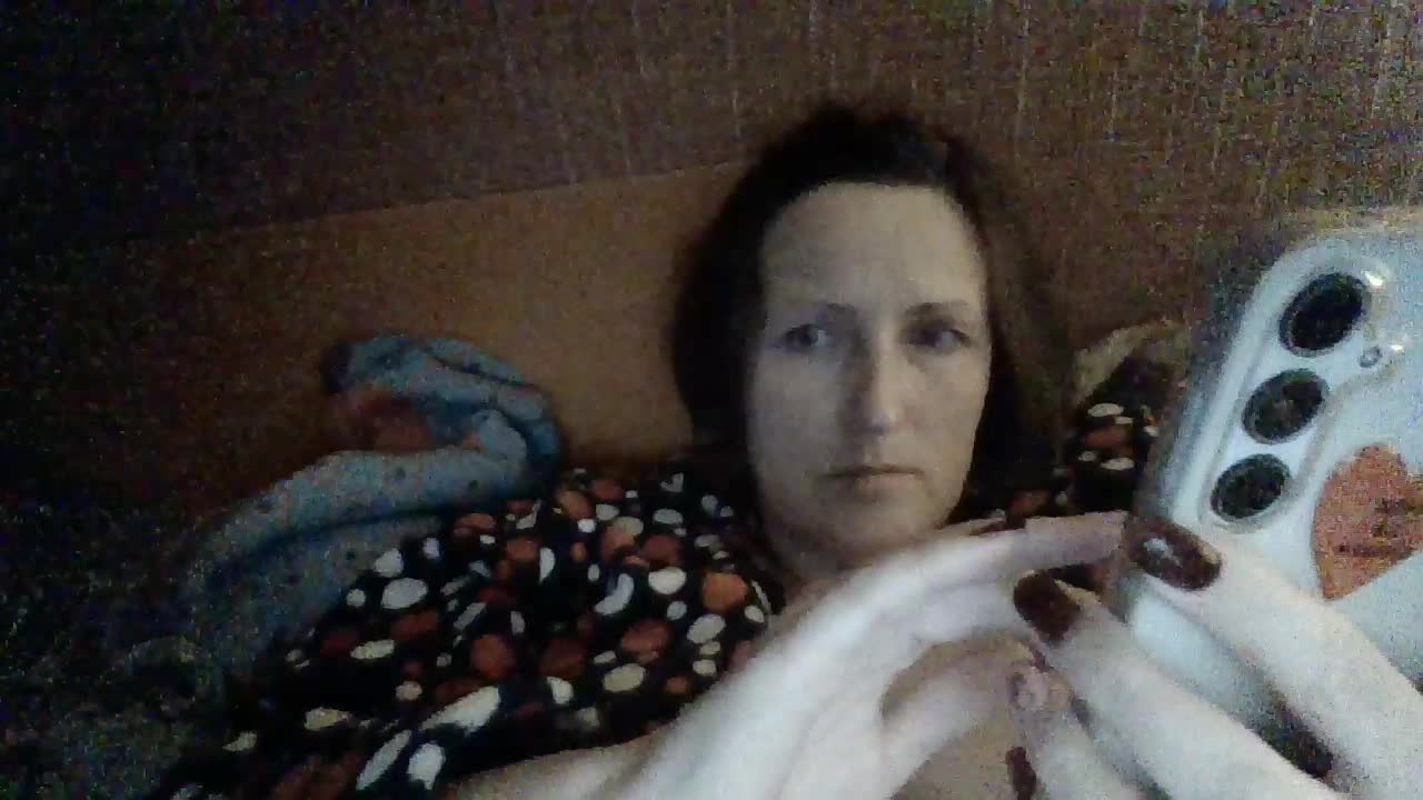 AllaSowinskaya Cam Model Chat October 1, 2025