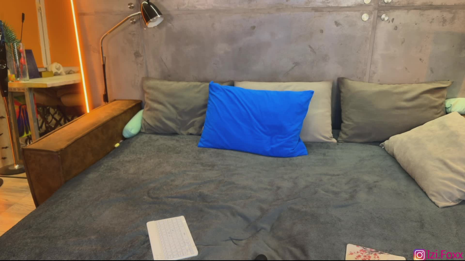 Na-izi Cam Model Chat October 1, 2025