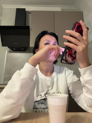 vik77777A Cam Model Chat October 1, 2025