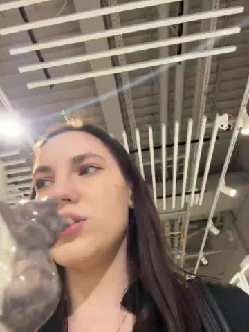 -Your-Michelle- Cam Model Chat October 1, 2025