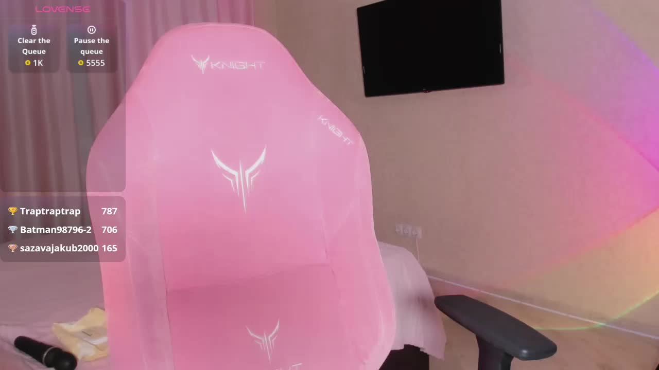 luvsoak Cam Model Chat October 1, 2025