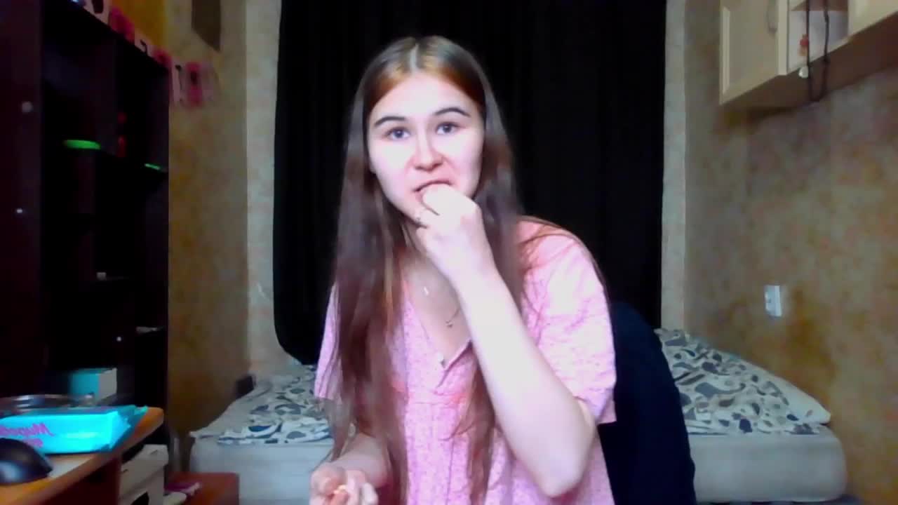 littleowlx Cam Model Chat October 1, 2025