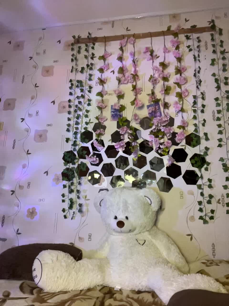 The-best-babies Cam Model Chat October 1, 2025