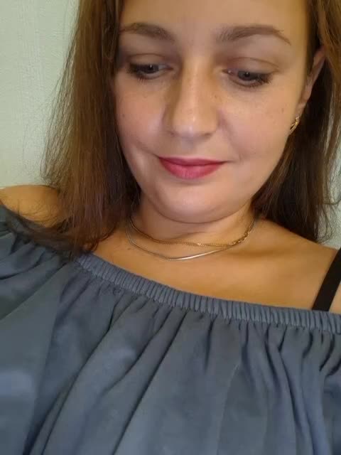 MiLAshKaA Cam Model Chat October 1, 2025