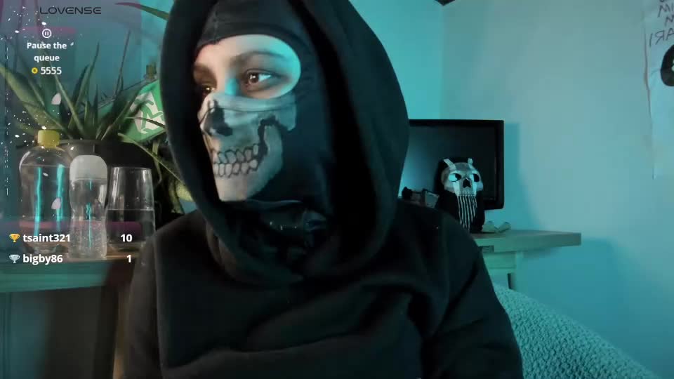 cos_operator Cam Model Chat October 2, 2025