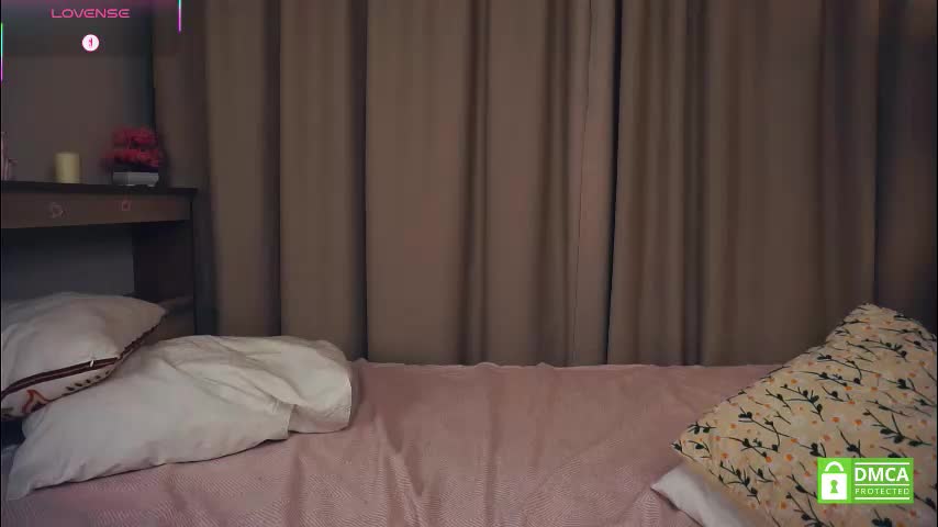 mishagiarrusso Cam Model Chat October 2, 2025