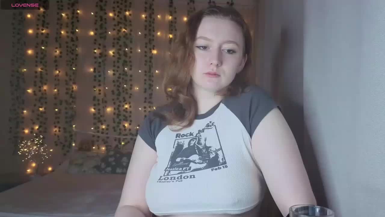 _ksenon_ Cam Model Chat October 2, 2025