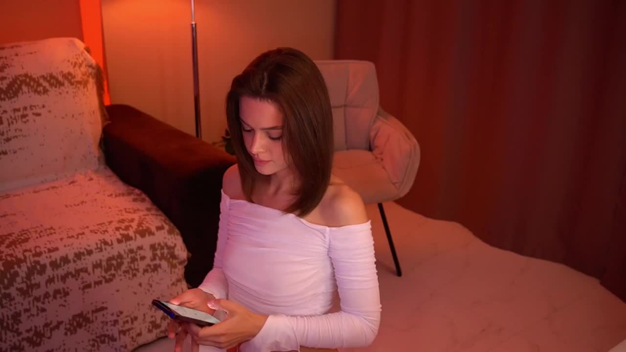 Kadriaa Cam Model Chat October 2, 2025