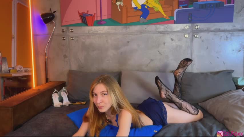 izi-fox Cam Model Chat October 2, 2025