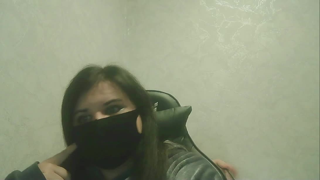 Milena-25 Cam Model Chat October 2, 2025