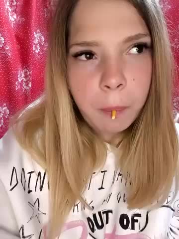 Zuli_Kiska Cam Model Chat October 2, 2025