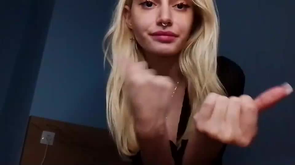 lesyawhite Cam Model Chat October 2, 2025