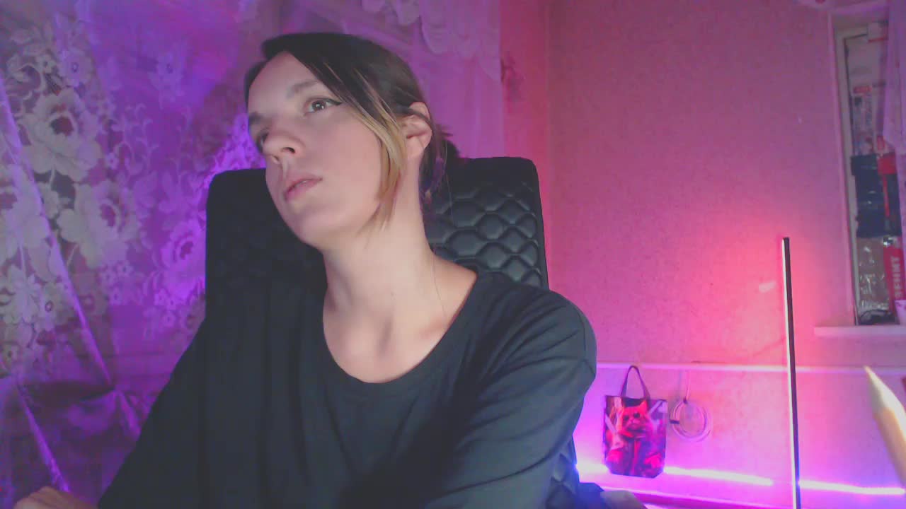 Babymuro4ka Cam Model Chat October 2, 2025