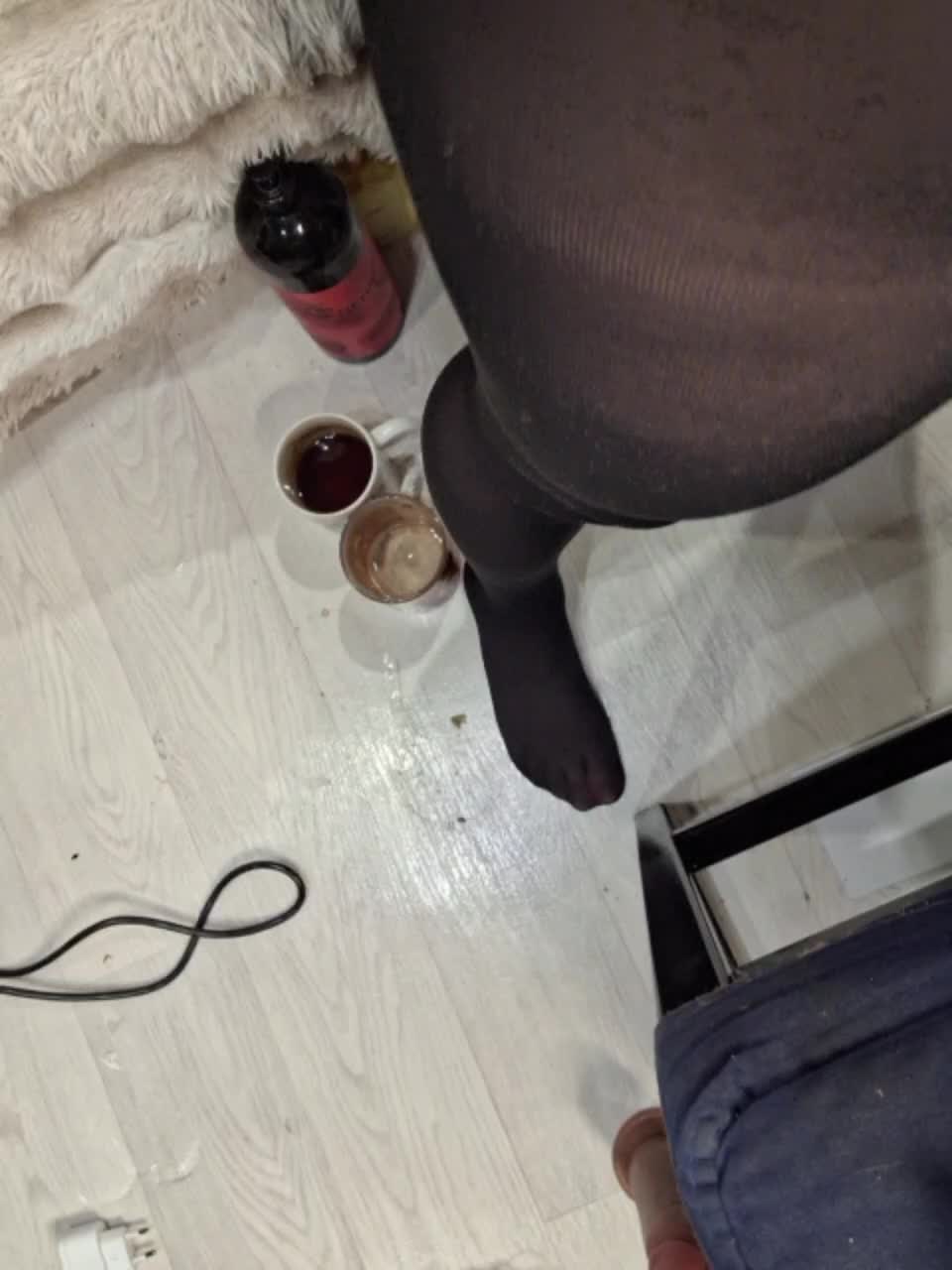 -scyrim- Cam Model Chat October 2, 2025