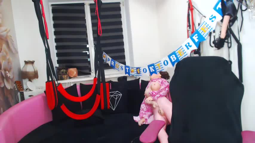 MISSwithDOLLS Cam Model Chat October 2, 2025