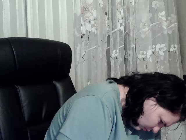 HollyXEva Cam Model Chat October 2, 2025