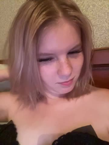 Amelia2004 Cam Model Chat October 2, 2025