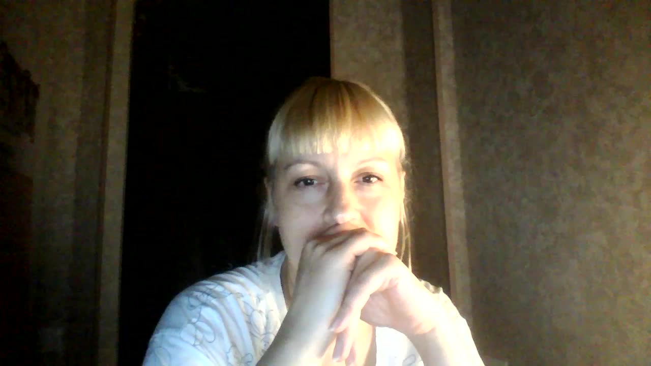 krisss2016 Cam Model Chat October 2, 2025