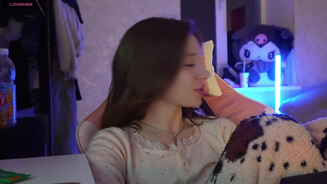 _Polly_ Cam Model Chat October 2, 2025