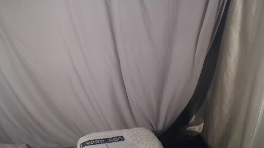 1BECHA1 Cam Model Chat October 2, 2025