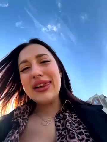 AleksandraRich Cam Model Chat October 2, 2025