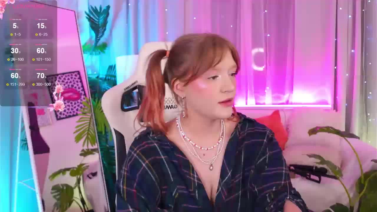 CrazyWine Cam Model Chat October 2, 2025