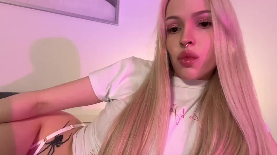 kristy_babe Cam Model Chat October 2, 2025