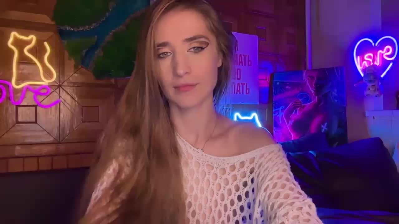 CandyBoom Cam Model Chat October 2, 2025