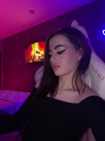 HotGirlEva Cam Model Chat October 2, 2025